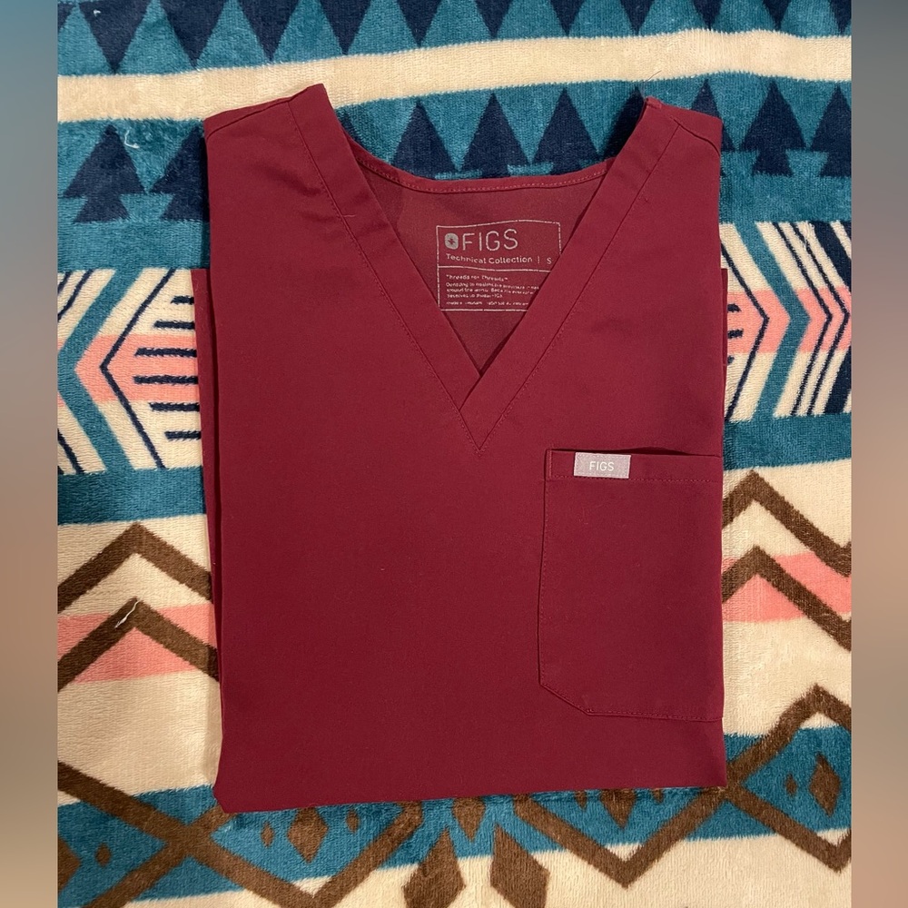Figs Burgundy Catarina Small